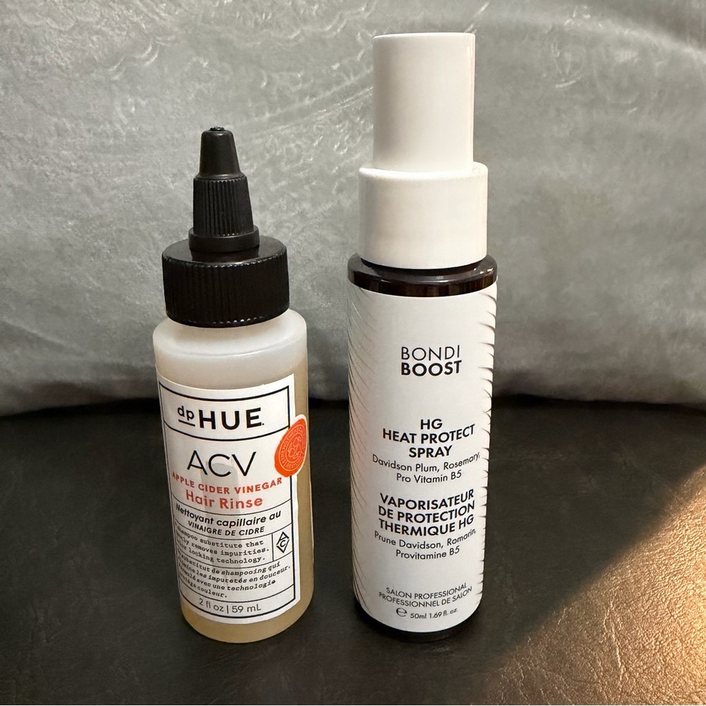 🌼 5/$20 - New two piece haircare set (heat protection and cider rinse)